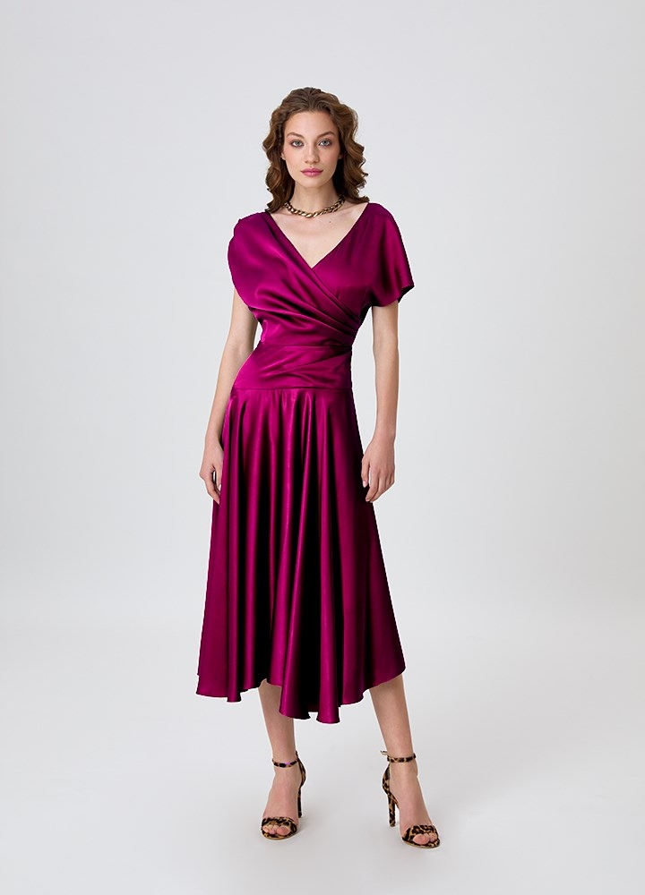 Rochie cocktail midi magenta din vascoza cu maneci scurte si decolteu in V Siena