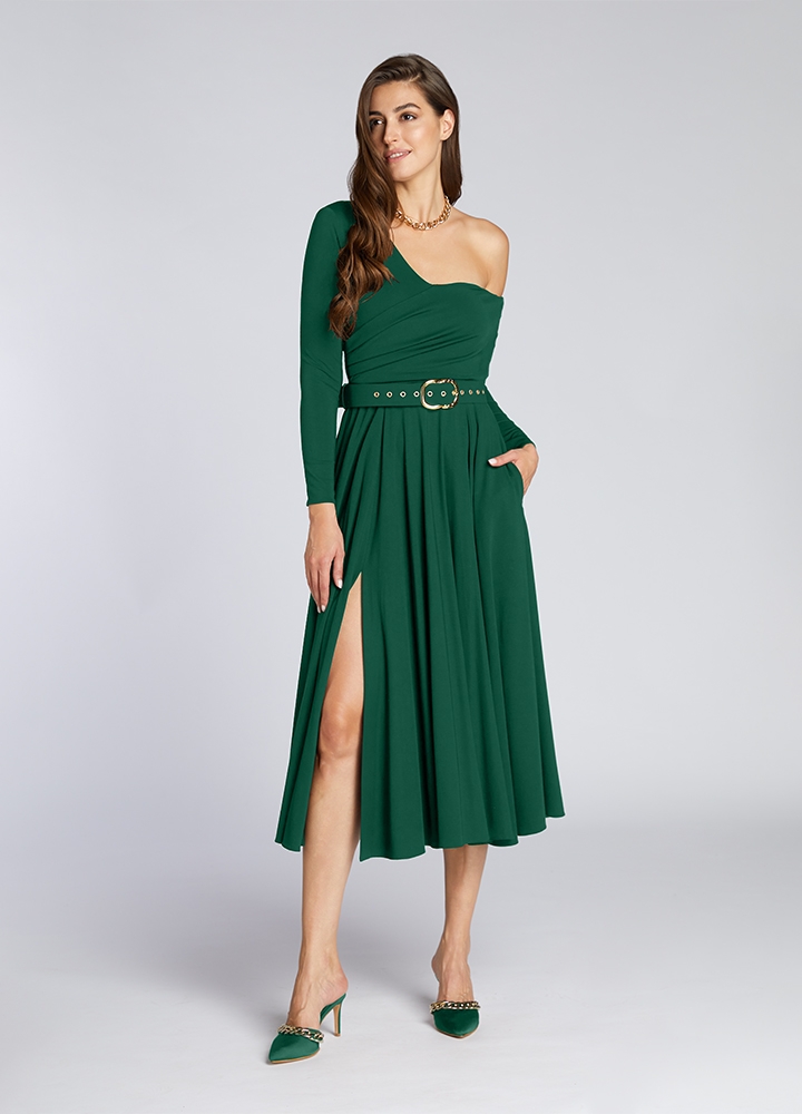 Rochie midi verde cu decolteu pe umar si croiala evazata cu slit pe picior Brandy