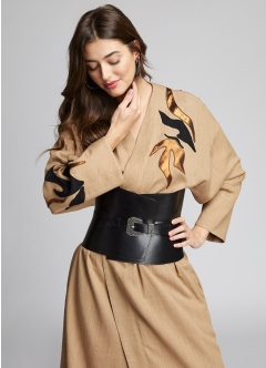 Kimono lung bej din vascoza cu buzunare si broderii Tokyo