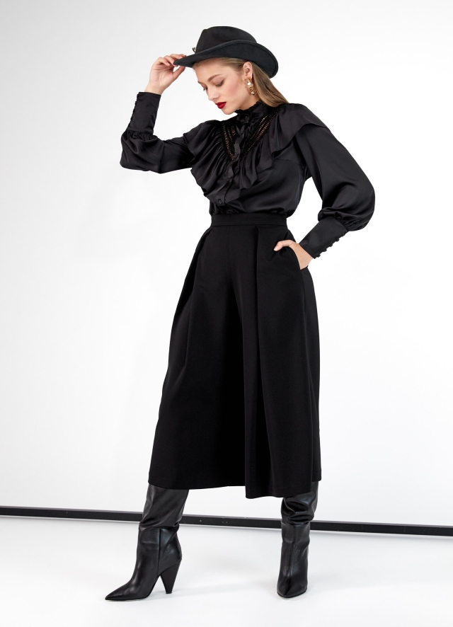 Pantaloni largi negri cu pliuri si talie inalta Sense 