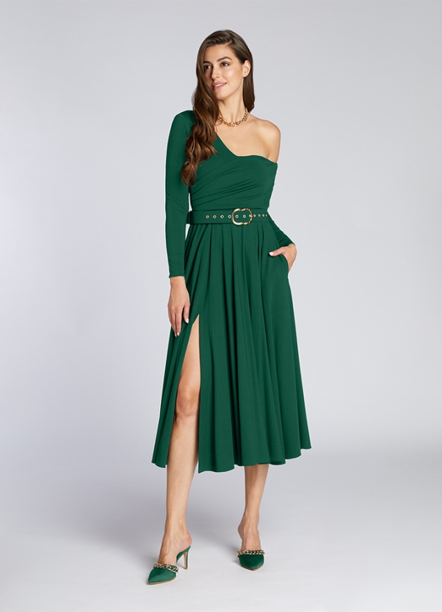 Rochie midi verde cu decolteu pe umar si croiala evazata cu slit pe picior Brandy