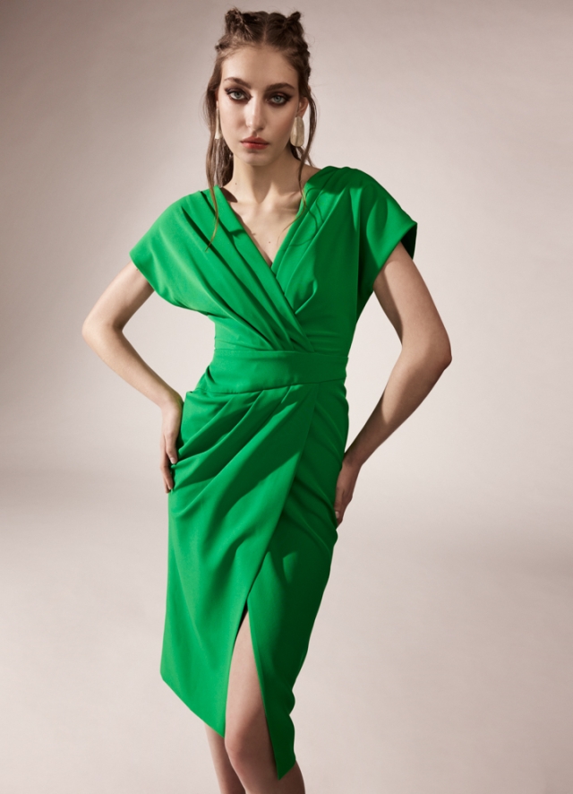 Rochie cocktail midi verde cu drapaje si fusta petrecuta Selia 